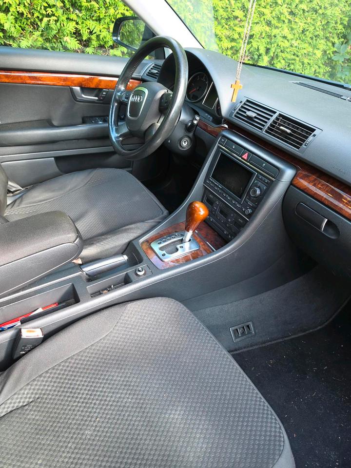 Audi A4 2005 — photo 5