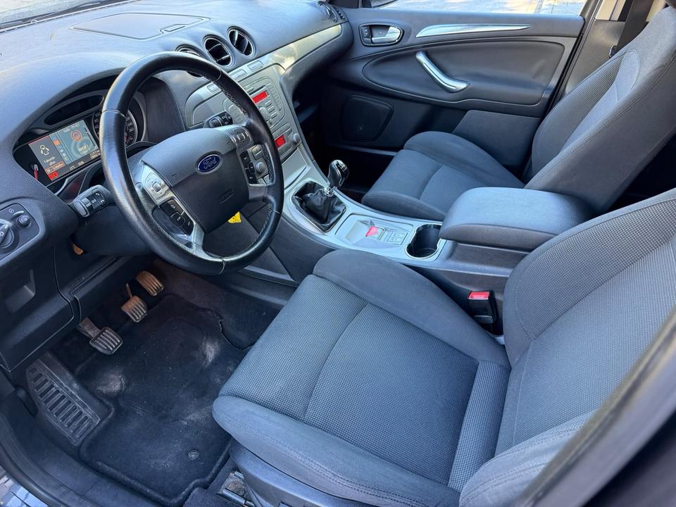 Ford S-Max 2009 — photo 7