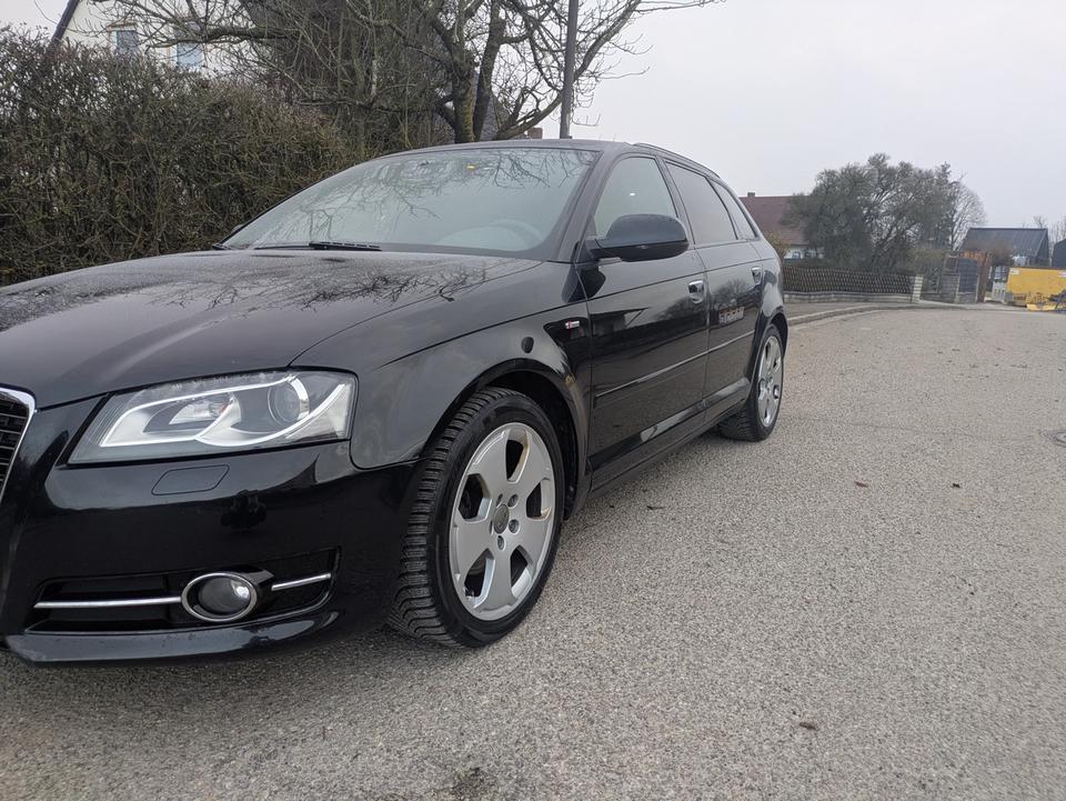 Audi A3 2011 — photo 5