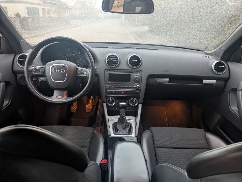 Audi A3 2011 — photo 8
