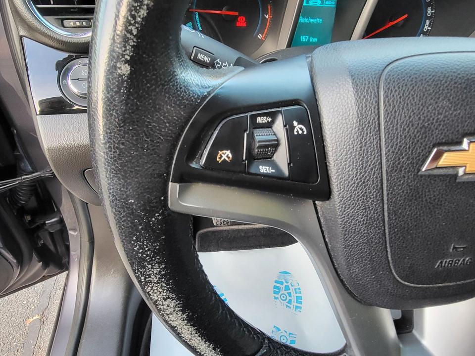 Chevrolet Orlando 2014 — photo 11