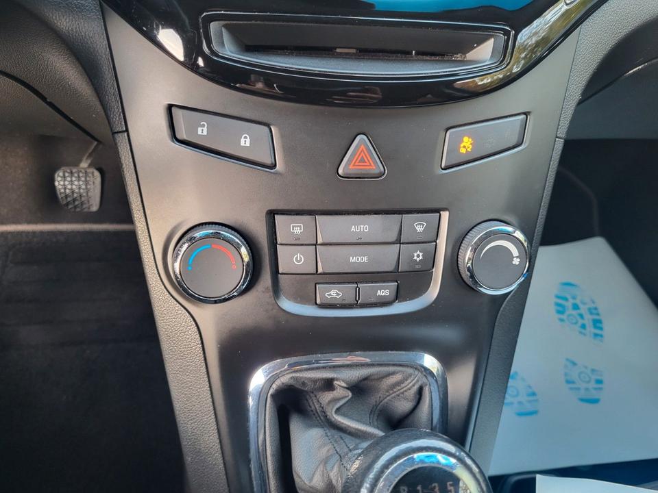 Chevrolet Orlando 2014 — photo 9