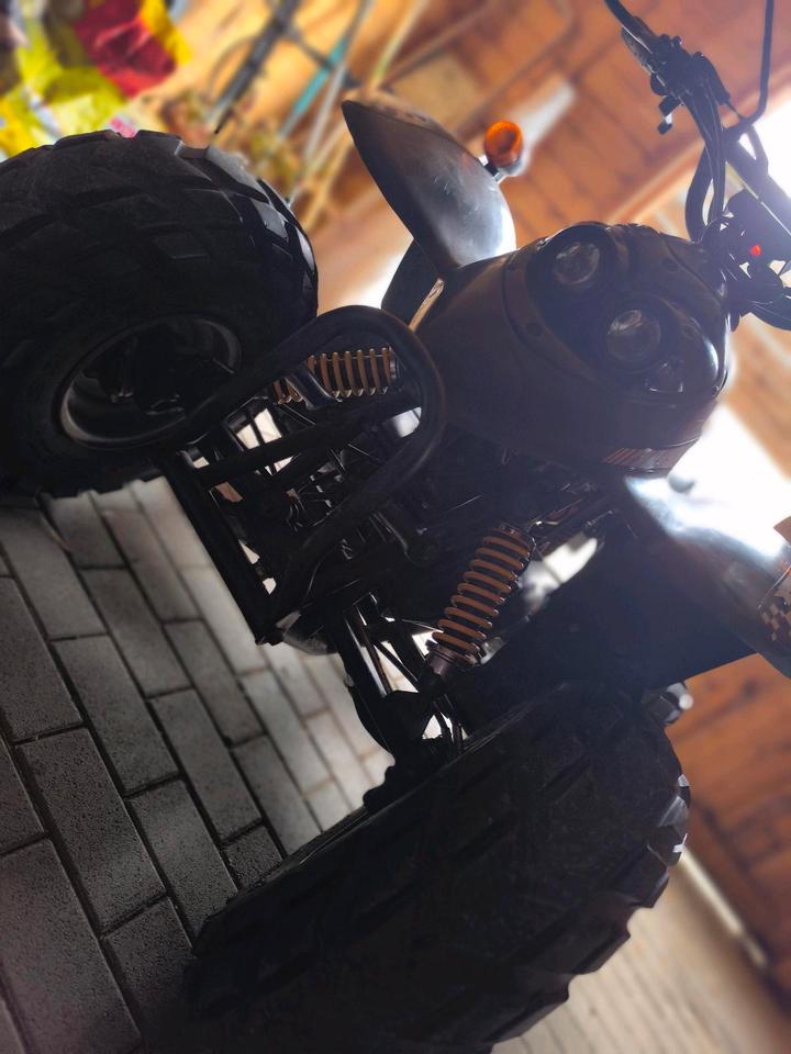MZ *Quad 100ccm* mit Straßenzulassung 2004 — двигун 100 ccm