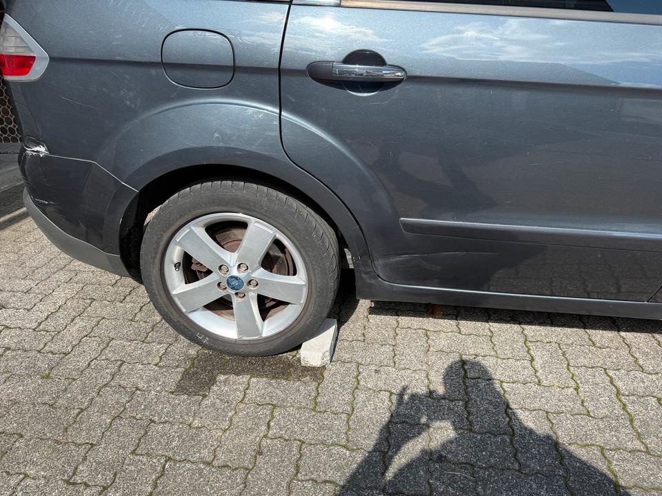 Ford S-Max 2008 — photo 8