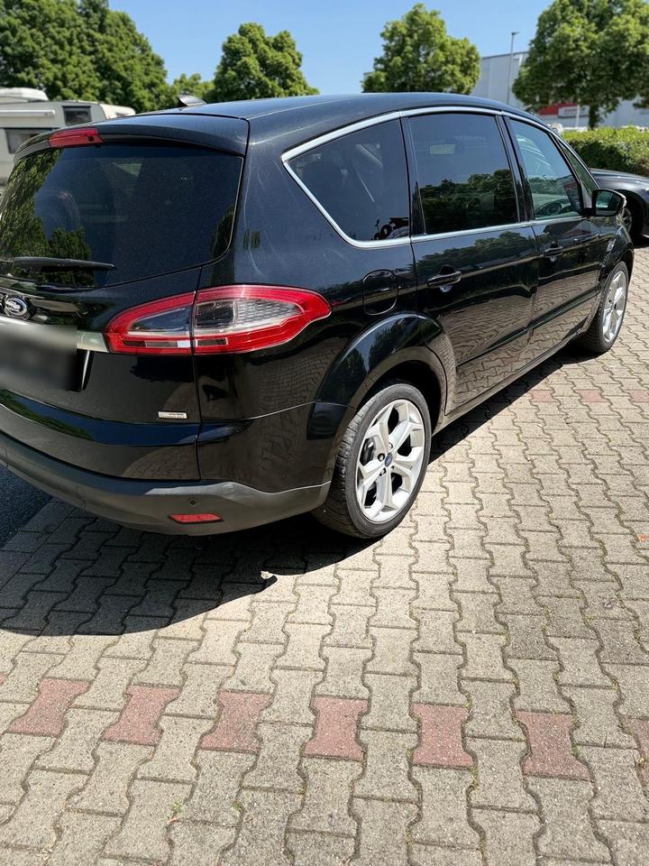 Ford S-Max 2013 — двигун
