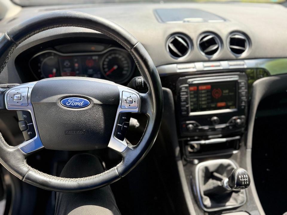 Ford S-Max 2013 — фото 7