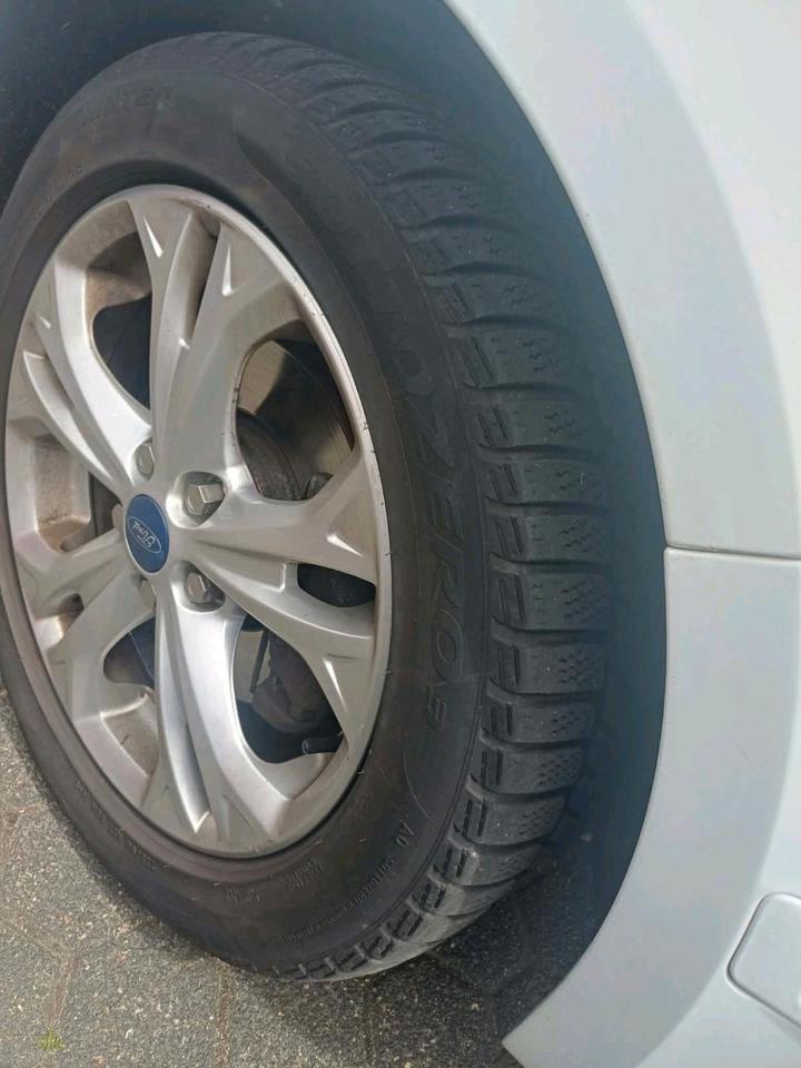 Ford C-Max 2012 — двигун