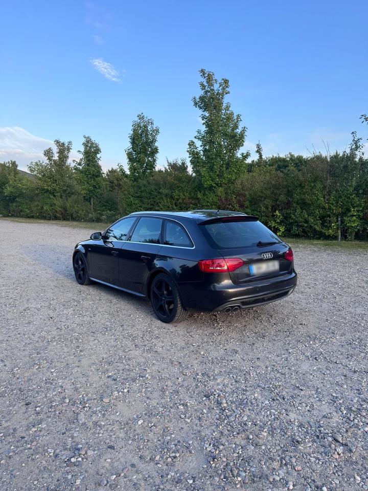 Audi A4 2011 — photo 6