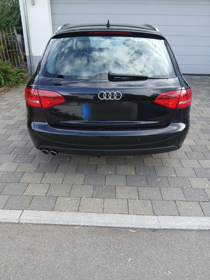 Audi A4 2010 — photo 5