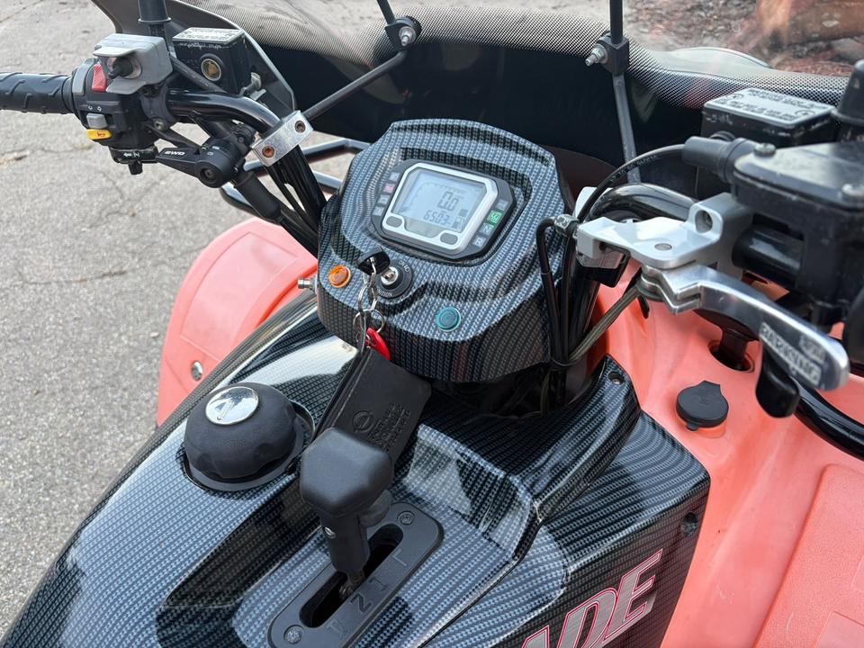 Weitere Motorräder TGB Blade 425 mit Seilwinde 2011 — photo 8