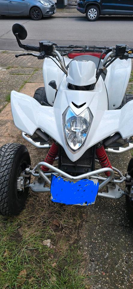 Kymco MAXXER 300 Quad 2011 — салон