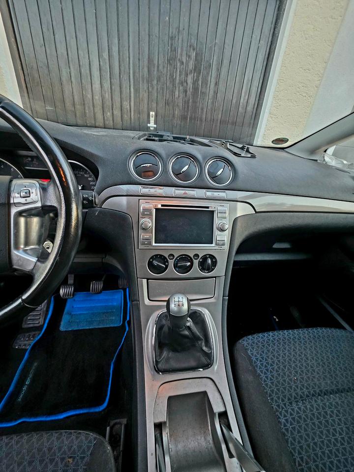 Ford S-Max 2007 — interior
