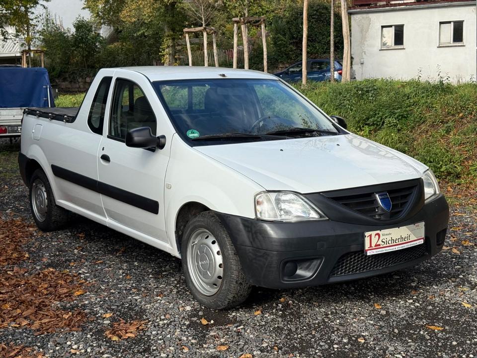 Dacia Logan 2010 — interior
