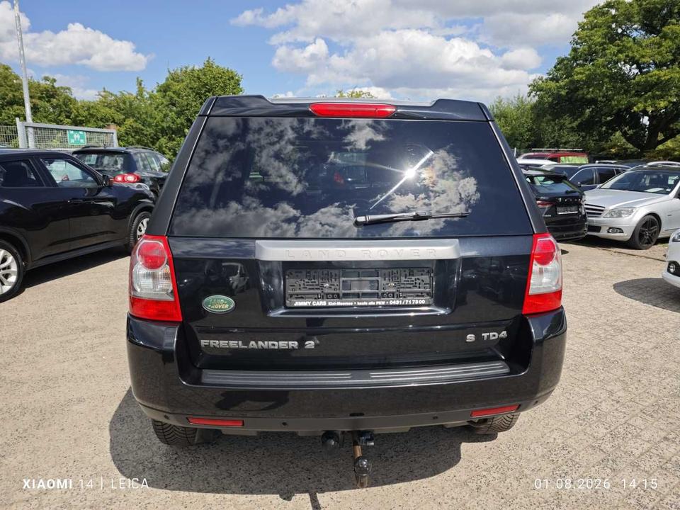 Land Rover Freelander 2009 — interior