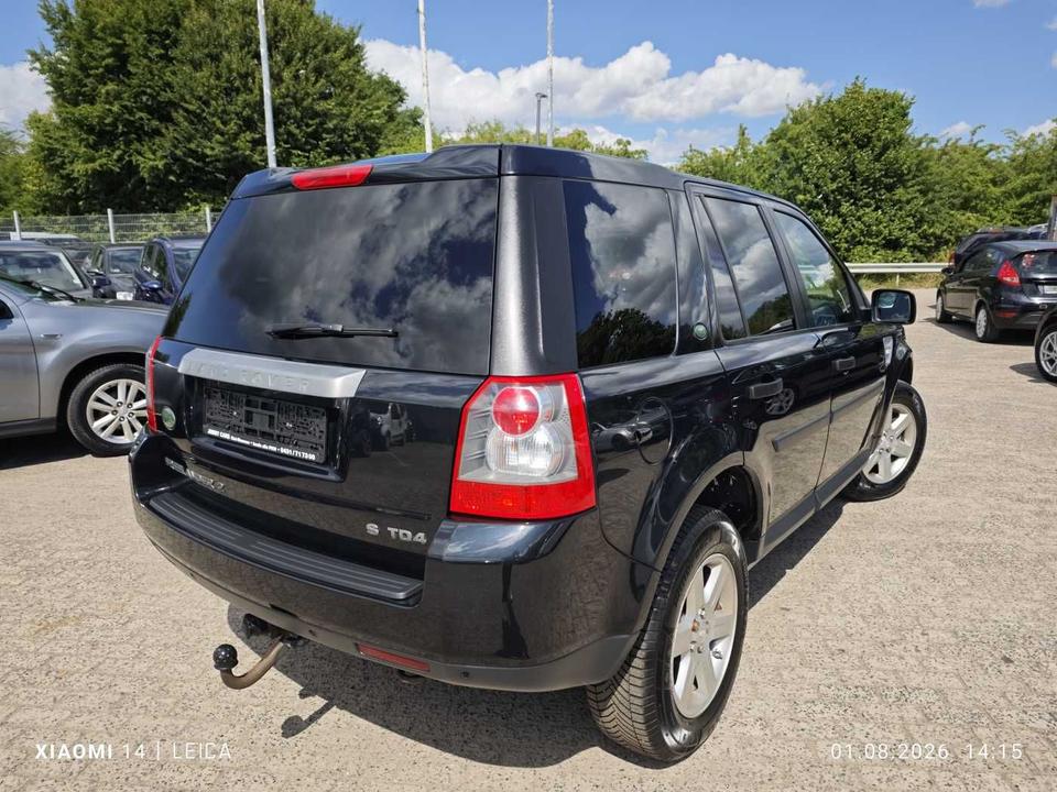Land Rover Freelander 2009 — engine