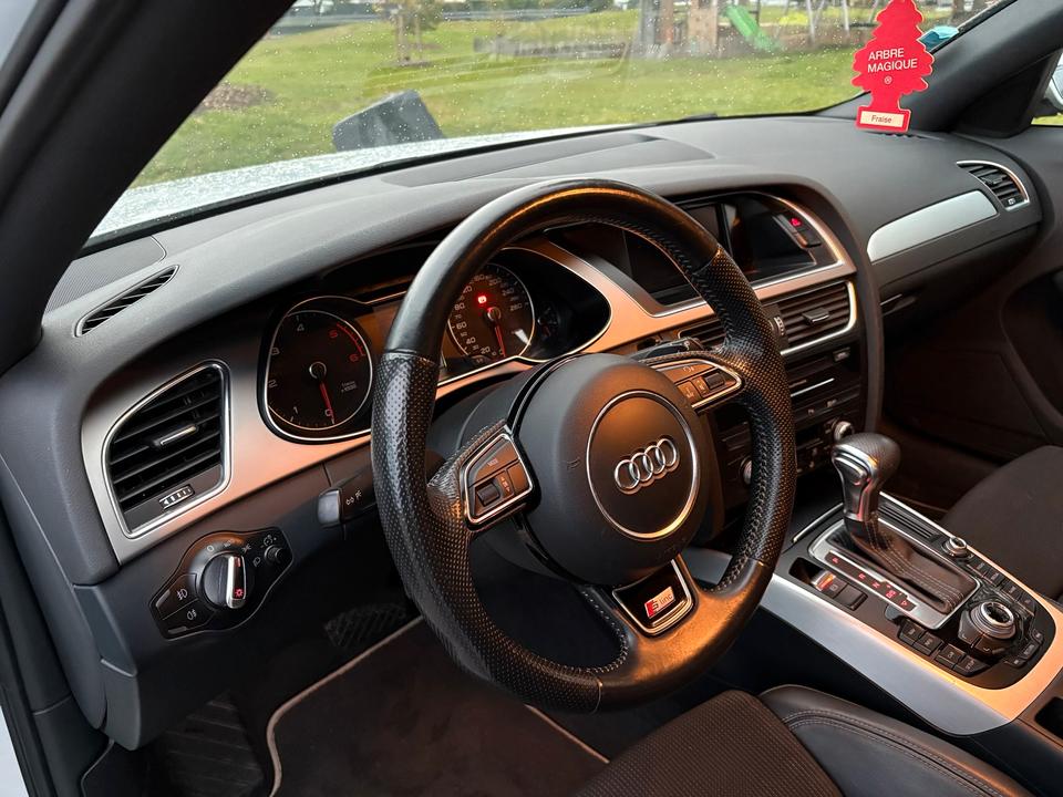 Audi A4 2014 — photo 10
