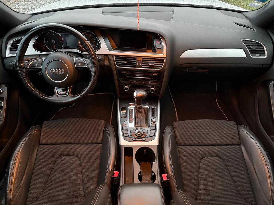 Audi A4 2014 — photo 8