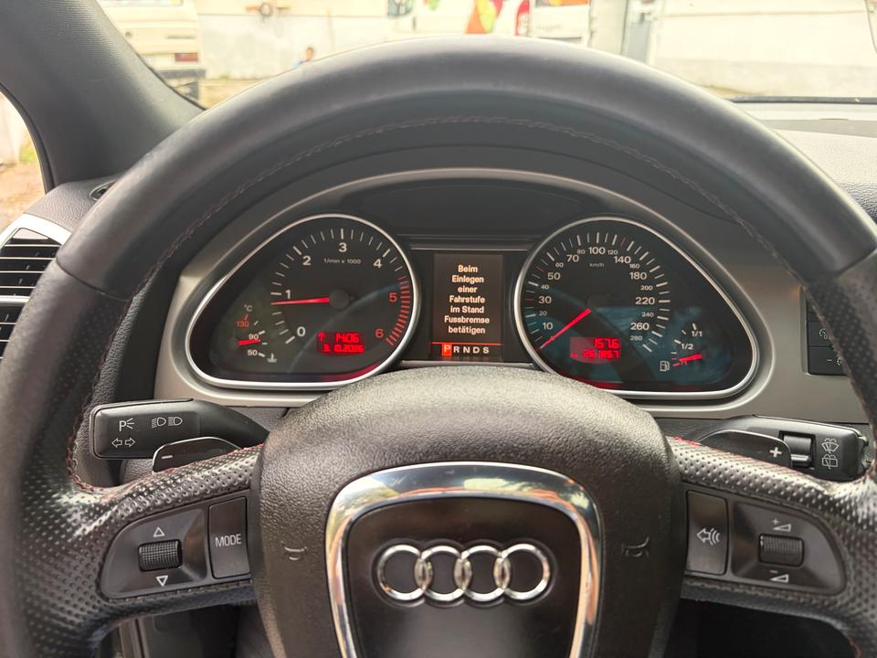 Audi Q7 2007 — photo 12