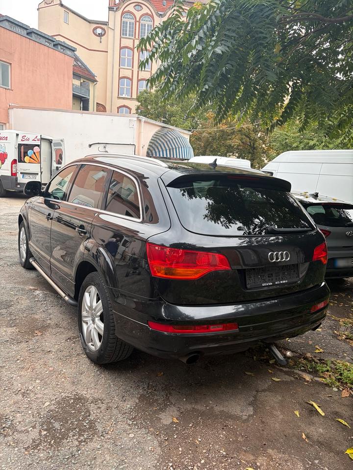 Audi Q7 2007 — engine