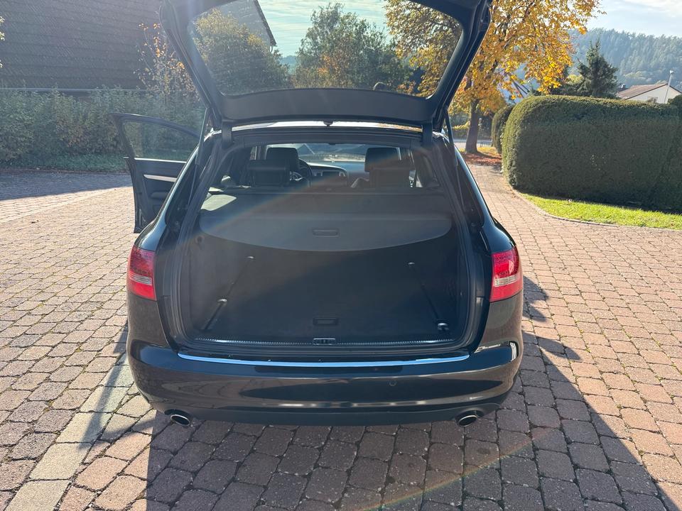 Audi A6 2010 — photo 12