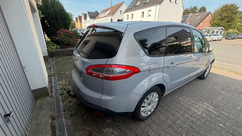 Ford S-Max 2012 — engine