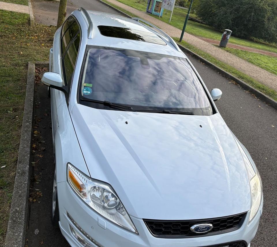 Ford Mondeo 2010 — photo 7