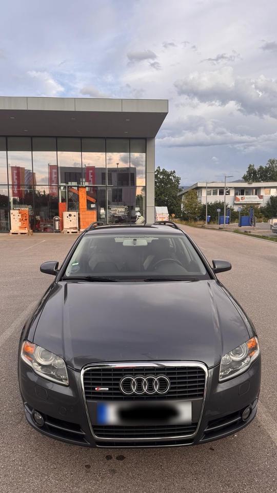 Audi A4 2005 — rear view