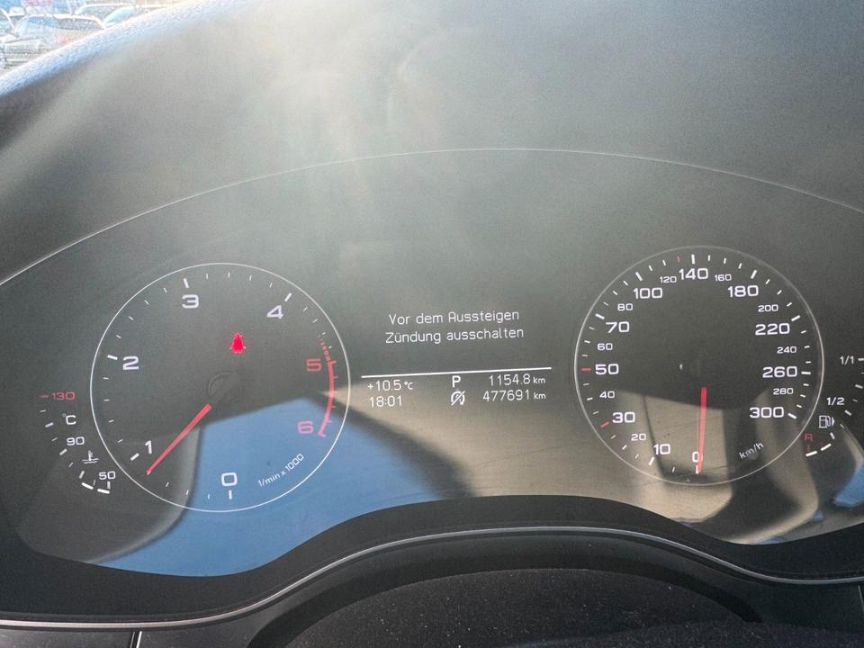 Audi A6 2013 — photo 12