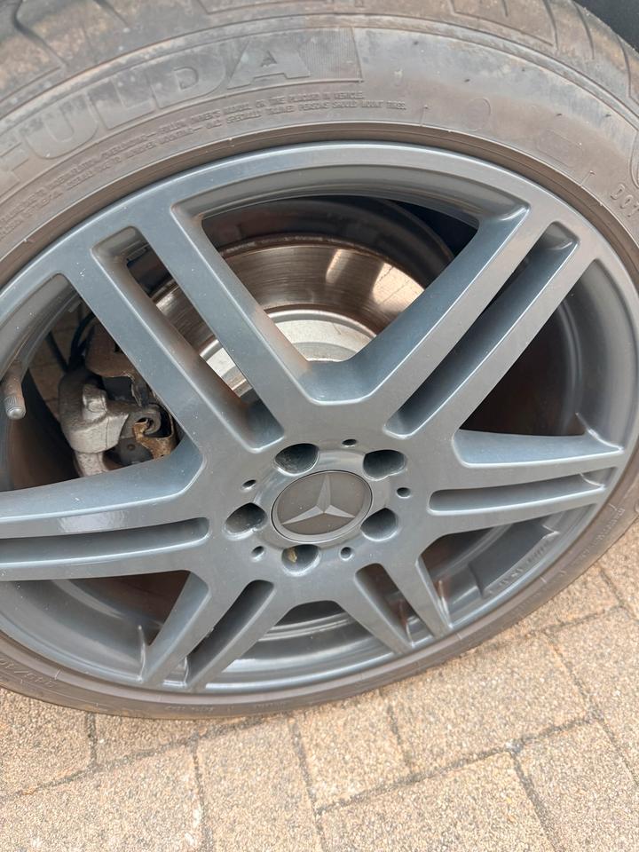 Mercedes Benz E 350 2010 — photo 16