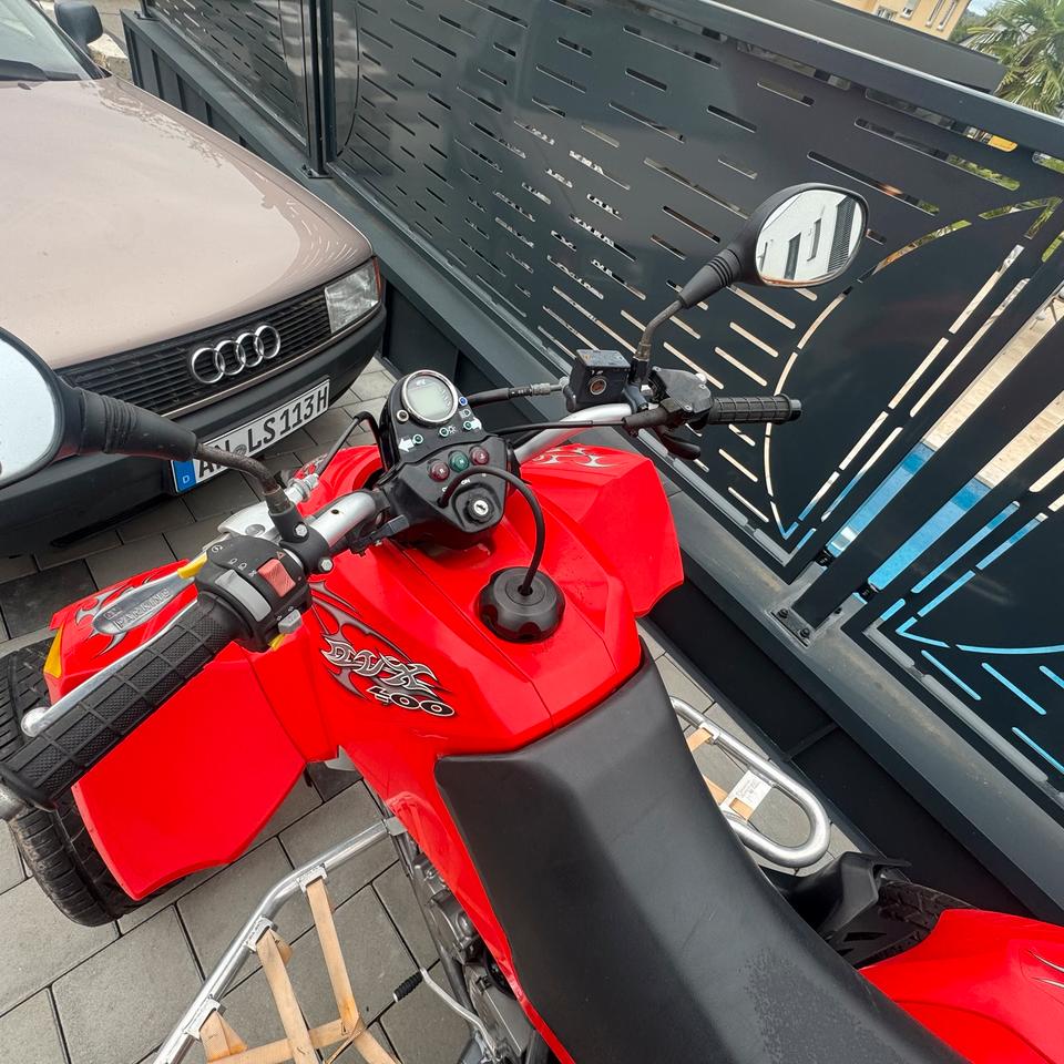 Weitere Motorräder Quad ARCITC CAT DVX 400 2006 — interior