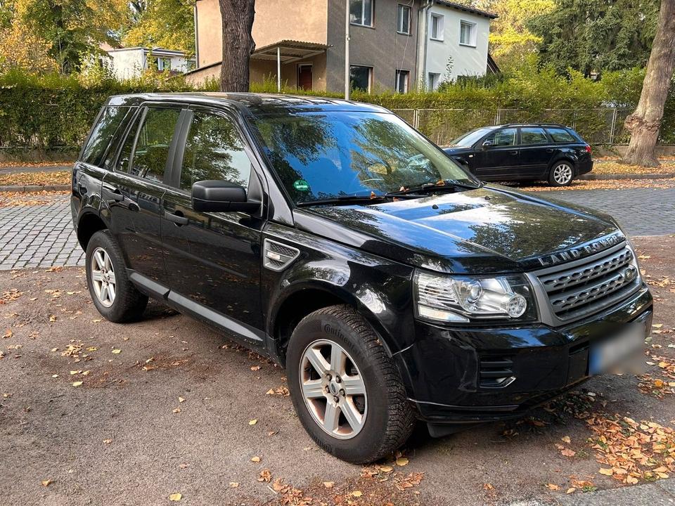 Land Rover Freelander 2012 — photo 11