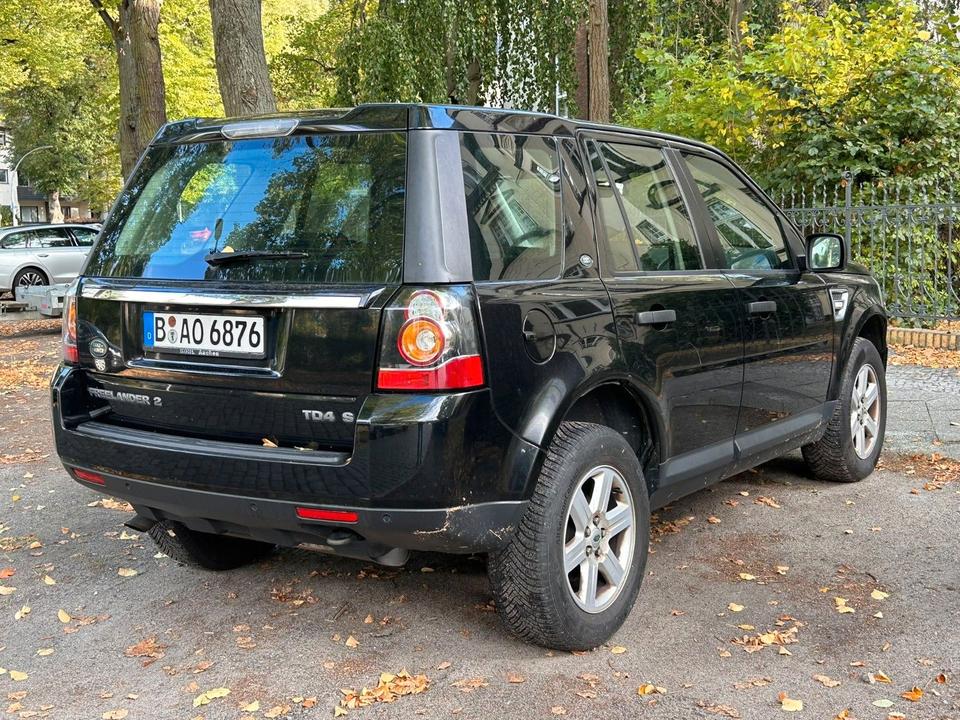 Land Rover Freelander 2012 — photo 12
