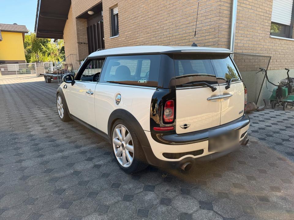 Mini Cooper S Clubman 2008 — interior