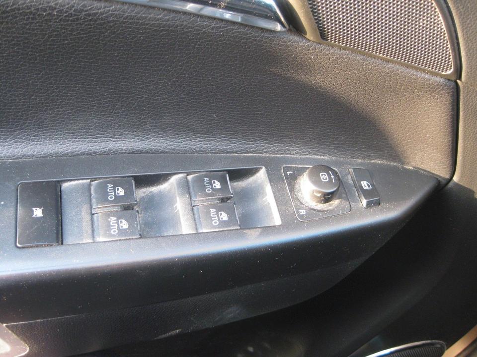 Opel Antara 2013 — photo 13