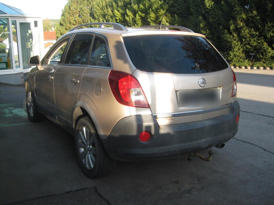 Opel Antara 2013 — interior