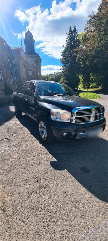 Dodge RAM 2008 — вигляд ззаду