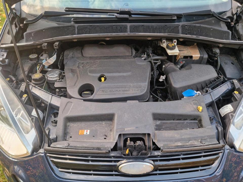 Ford S-Max 2010 — photo 10