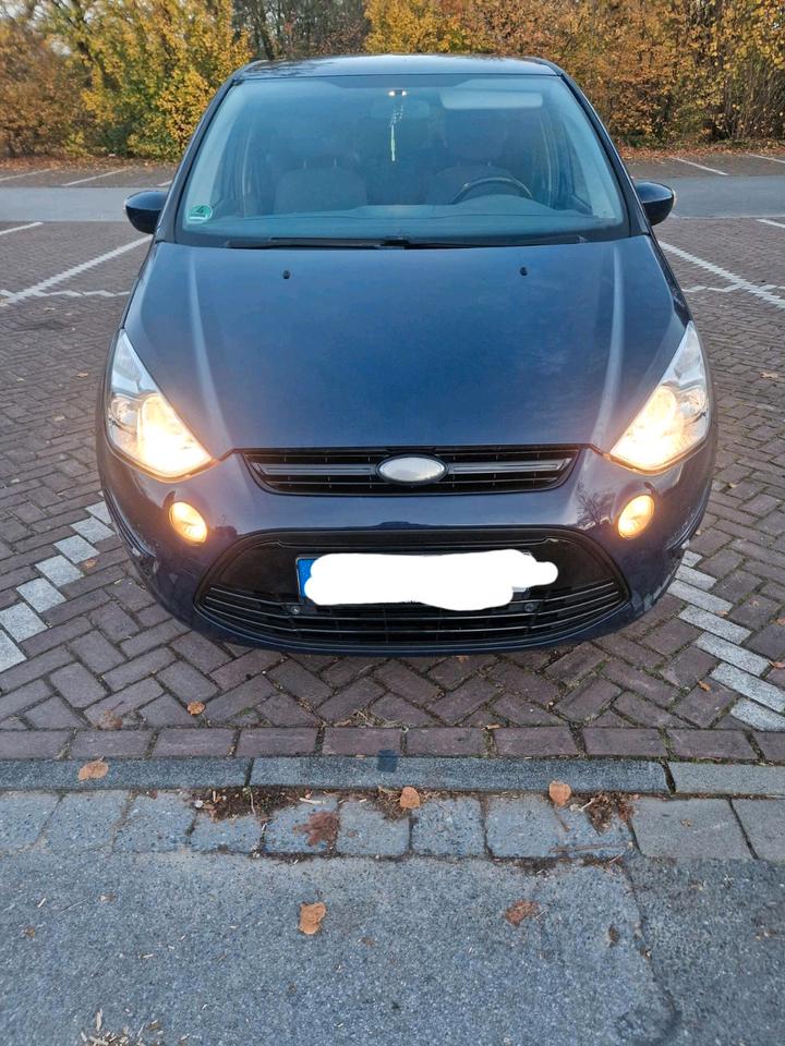Ford S-Max 2010 — photo 6