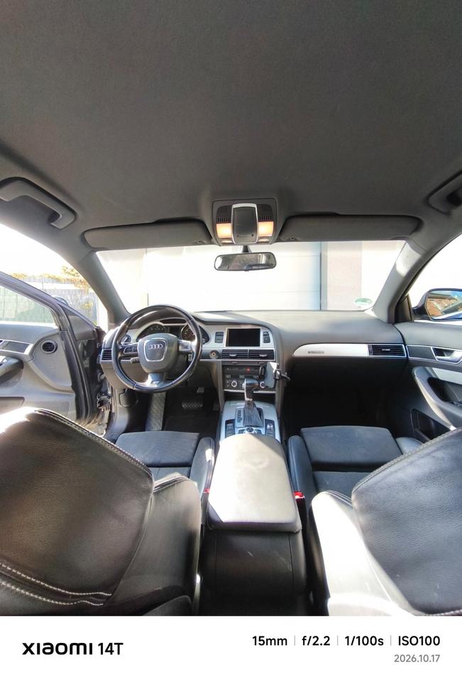 Audi A6 2010 — photo 12