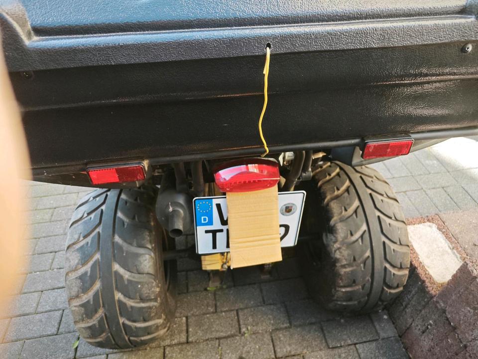 Weitere Motorräder Verkaufe Quad 2015 — engine 300 ccm