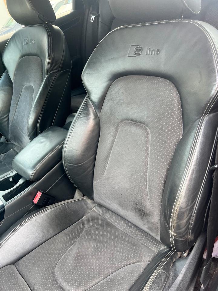 Audi A4 2009 — photo 12