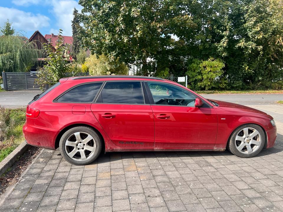 Audi A4 2009 — rear view