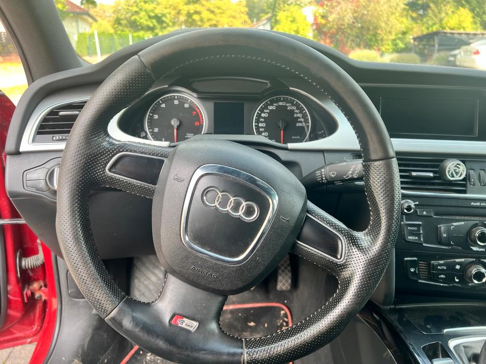 Audi A4 2009 — photo 8