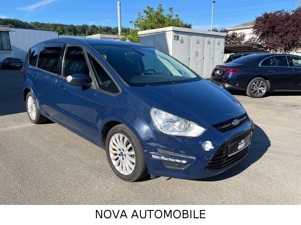 Ford S-Max 2015 — interior