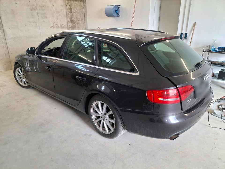 Audi A4 2008 — interior