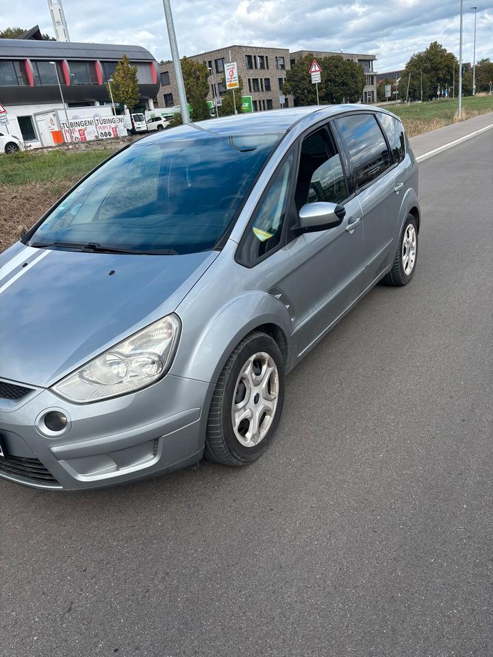 Ford S-Max 2006 — rear view