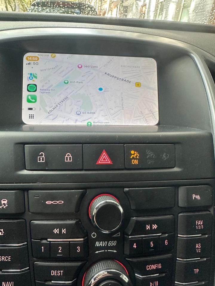 Opel Astra 2015 — photo 10
