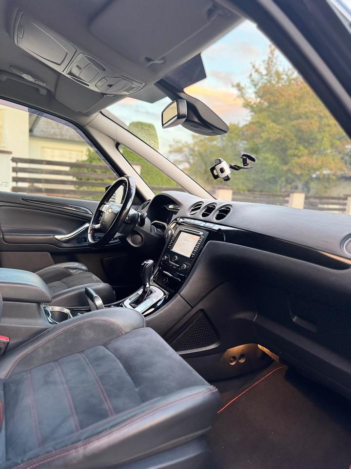Ford S-Max 2013 — photo 9