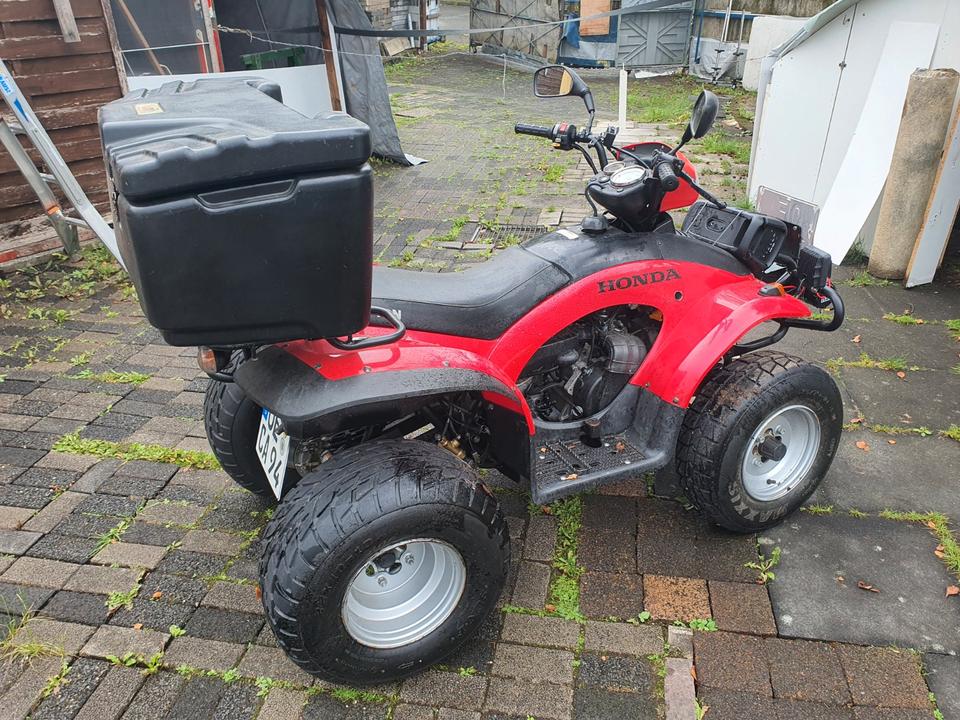 Weitere Motorräder Yukon Quad 125 ccm mit Honda Motor und TÜV 2010 — vehicle for AFU Ukraine