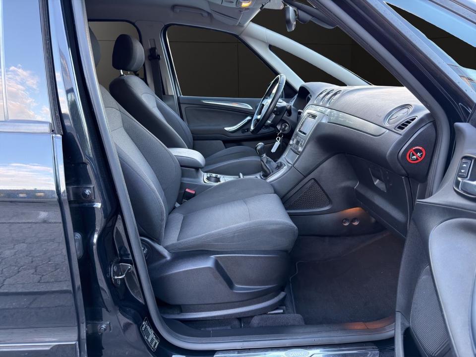 Ford S-Max 2008 — photo 10